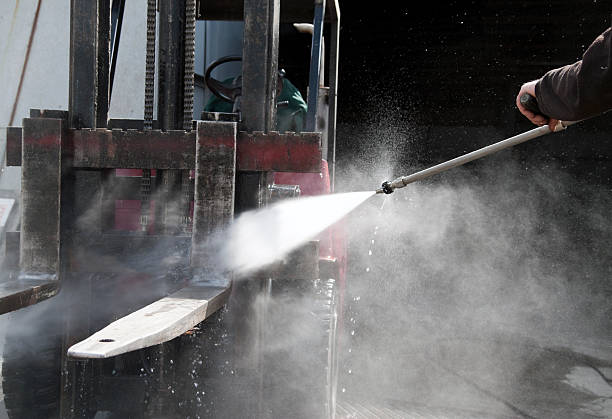 Best Roof Washing  in Hoquiam, WA